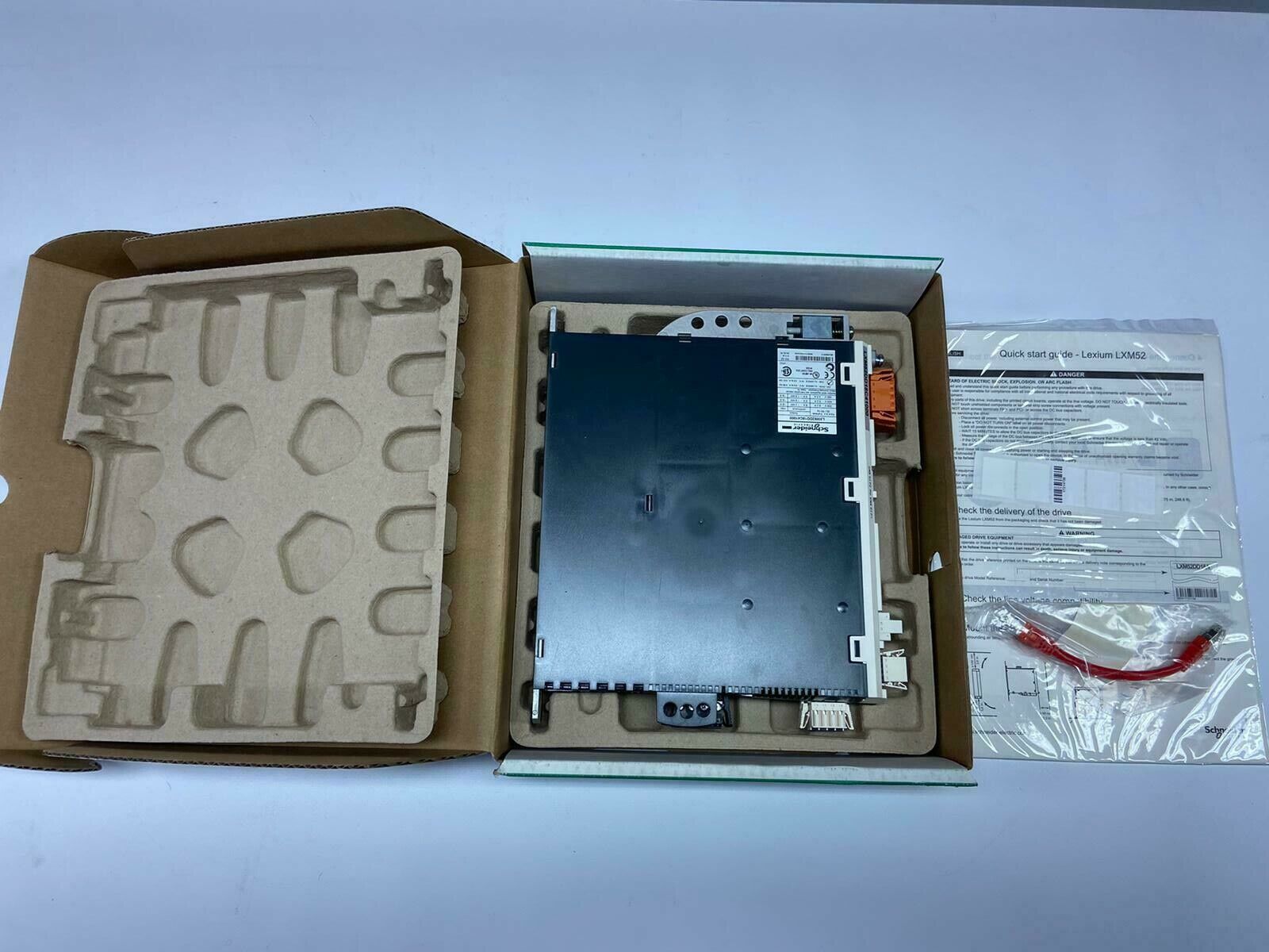 Originaler neuer Schneider Electric LXM52DD18C41000 Servoantrieb